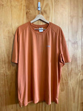 Load image into Gallery viewer, Size XL Alaskan Hardgear Men&#39;s Short Sleeve Shirt

