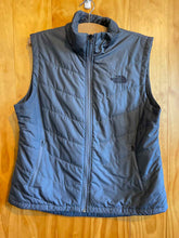 Load image into Gallery viewer, Size Large The North Face Grey Women's Vest
