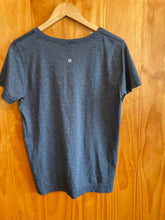 Load image into Gallery viewer, Size 8 Lululemon Blue Women's Short Sleeve Shirt
