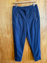 Load image into Gallery viewer, Size 8 Athleta Navy Women's Pants
