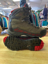 Load image into Gallery viewer, 9.5 mammut Men&#39;s Hiking Boots
