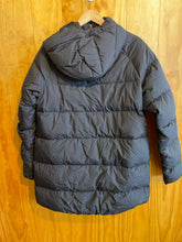 Load image into Gallery viewer, Women Size L Mountain Hardwear Black Women&#39;s Jacket
