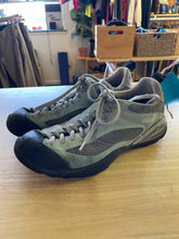 Load image into Gallery viewer, Women's Shoe Size 8 Asolo Mint Green Hiking Shoes
