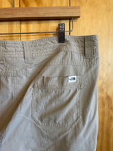 Load image into Gallery viewer, Size 16 The North Face Tan Women's Shorts
