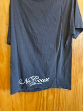 Load image into Gallery viewer, Size Large Men's Short Sleeve Shirt
