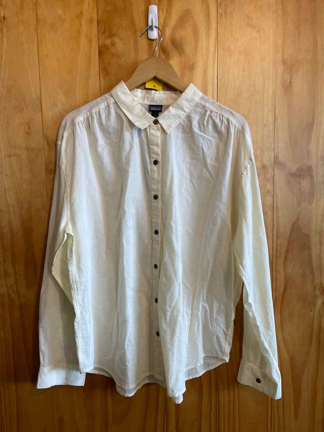 Size Large Patagonia Yellow Women's Long Sleeve Shirt