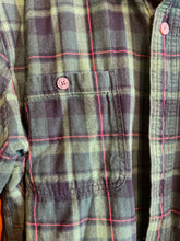 Load image into Gallery viewer, Size XL Duluth Trading Men's Flannel
