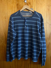 Load image into Gallery viewer, Size Large LL Bean Men's Long Sleeve Shirt
