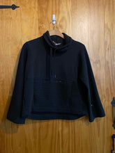 Load image into Gallery viewer, Size Large The North Face Black Women's Sweater &amp; Sweatshirt
