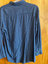 Load image into Gallery viewer, Size XLT Towncraft Men's Flannel
