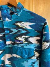 Load image into Gallery viewer, Size Small Patagonia Blue Women's Fleece Sweatshirt
