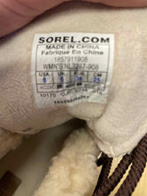 Load image into Gallery viewer, Shoe Size 8 Sorel Brown Boots

