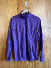 Load image into Gallery viewer, Size Large The North Face Purple Women&#39;s Sweater &amp; Sweatshirt
