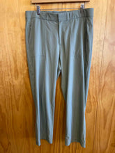 Load image into Gallery viewer, Size 12 Athleta Green Women's Pants
