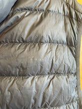 Load image into Gallery viewer, Size L Eddie Bauer Men's Vest
