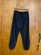 Load image into Gallery viewer, Size 8 Athleta Black Women&#39;s Sweatpants
