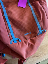 Load image into Gallery viewer, REI 18 Backpack
