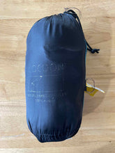 Load image into Gallery viewer, Cocoon Blanket
