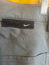 Load image into Gallery viewer, Size 34 Nike Men's Pants
