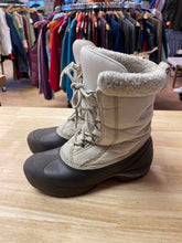 Load image into Gallery viewer, Shoe Size 7.5 Sorel Cream Women&#39;s Winter Boots
