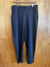 Load image into Gallery viewer, Size 12 Athleta Black Women&#39;s Pants
