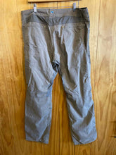 Load image into Gallery viewer, Size 38x32 Kuhl Men's Hiking Pants
