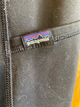 Load image into Gallery viewer, Size Large Patagonia Black Women's Leggings
