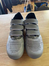Load image into Gallery viewer, Feyenold 44 Cycling Shoes
