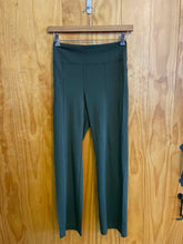 Load image into Gallery viewer, Size Small Athleta Olive Women&#39;s Pants
