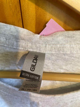 Load image into Gallery viewer, Size 3XL Gildan Men's Short Sleeve Shirt
