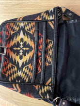 Load image into Gallery viewer, Duluth Pack Travel Bag
