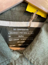 Load image into Gallery viewer, Size Medium REI Olive Women's Flannel
