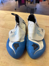 Load image into Gallery viewer, Mad Rock 3 Shoes
