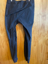 Load image into Gallery viewer, Size 34 Fox Black Women's Pants
