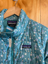 Load image into Gallery viewer, Child Size 12 Patagonia Girl&#39;s Girl&#39;s Jacket
