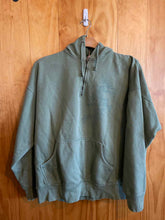 Load image into Gallery viewer, Size XXL Artisan Inc Men's Sweater &amp; Sweatshirt
