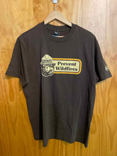 Load image into Gallery viewer, Size Medium Filson Men&#39;s Short Sleeve Shirt
