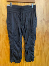 Load image into Gallery viewer, Size Medium North Face Black Women's Hiking Pants
