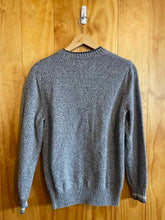 Load image into Gallery viewer, Size Small Eddie Bauer Men's Sweater &amp; Sweatshirt
