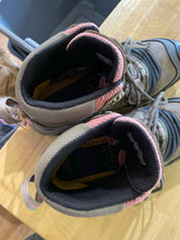 Load image into Gallery viewer, Women's Shoe Size 9.5 Keen Brown Hiking Boots
