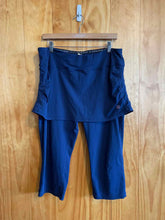 Load image into Gallery viewer, Size X-Large Coolibar Navy Women&#39;s Leggings

