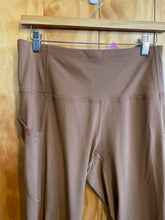Load image into Gallery viewer, Size L unbranded Brown Women's Leggings
