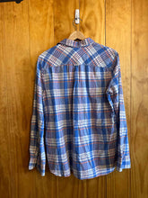 Load image into Gallery viewer, Size M J Crew Blue Print Women&#39;s Long Sleeve Shirt
