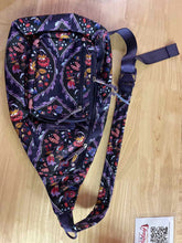 Load image into Gallery viewer, Vera Bradley Travel Bag

