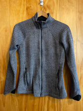 Load image into Gallery viewer, Size Medium Columbia Black and White Women's Fleece Sweatshirt
