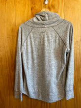 Load image into Gallery viewer, Size L Kuhl Grey Women's Sweater &amp; Sweatshirt
