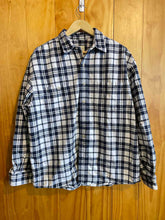 Load image into Gallery viewer, Size L Eddie Bauer Men&#39;s Flannel
