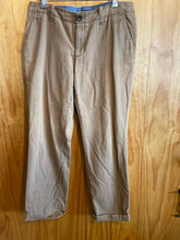 Load image into Gallery viewer, Size 8 Eddie Bauer Brown Women's Pants
