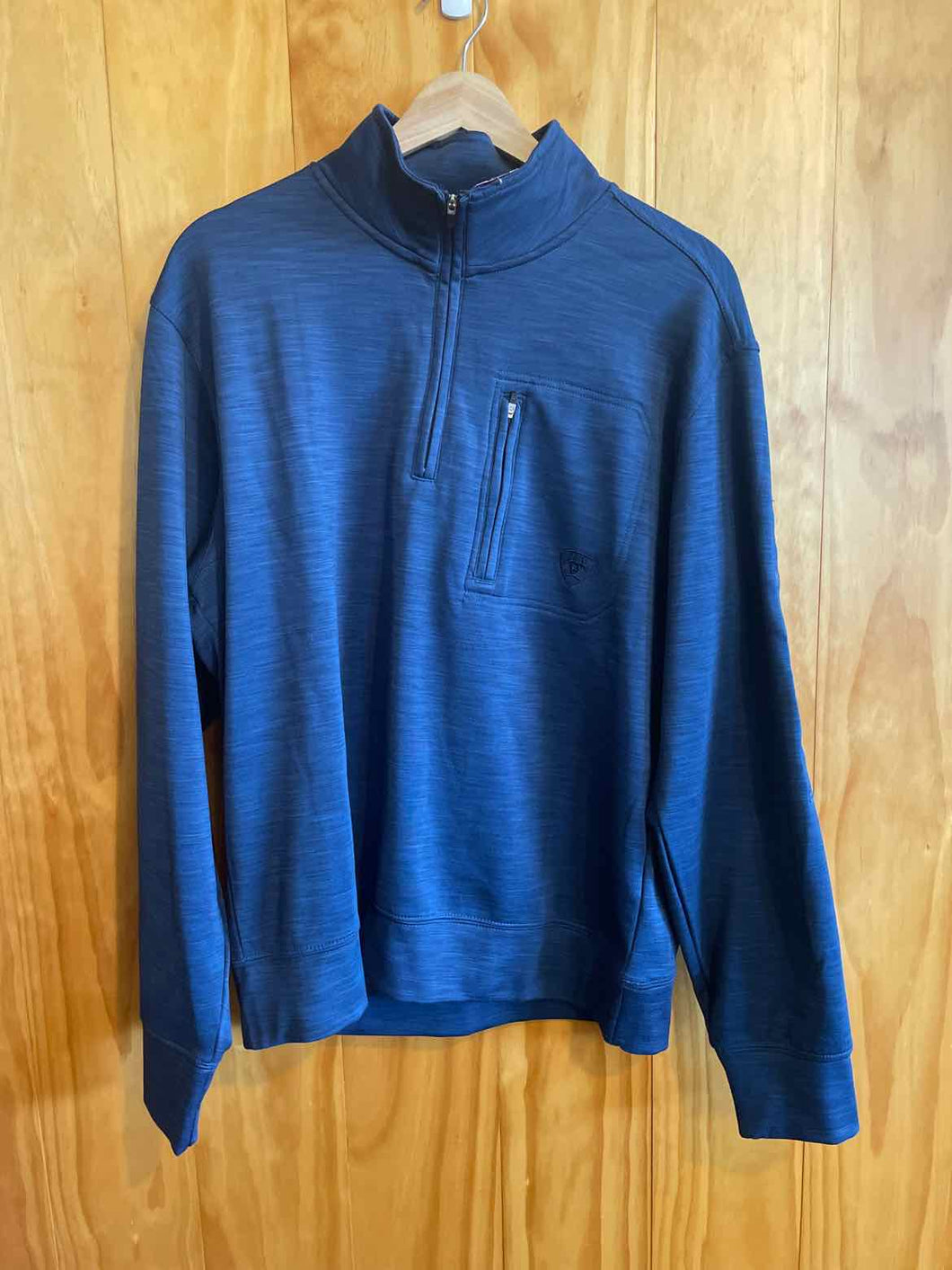 Size S Ariat Men's Long Sleeve Shirt