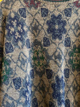 Load image into Gallery viewer, Size Large Kenneth Roberts Men's Sweater &amp; Sweatshirt
